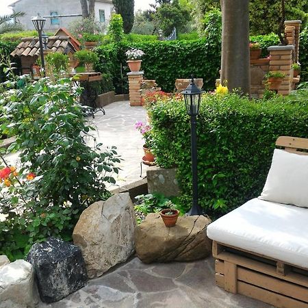 كاستيلينا ماريتيما Bed And Breakfast Val Di Lupa المظهر الخارجي الصورة